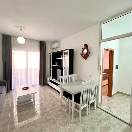Monochrome By Adriatic Living Apartment
