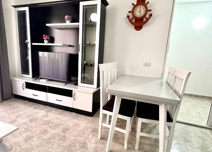 דירה Monochrome By Adriatic Living *